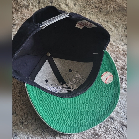 New York Yankees Baseball MLB Forty Seven Brand Snapback Baseball Cap Hat - Picture 3 of 5